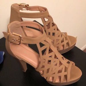 Tan heels size 10 worn once